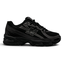 New Balance 740 Triple Black